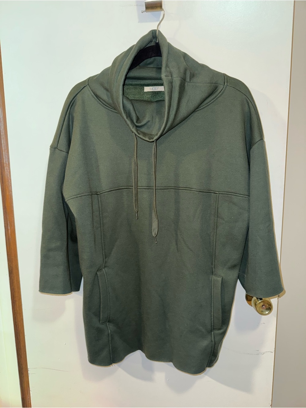 UGG Women's Poncho Funnel Neck Pullover Sweatshirt Green XS/S Partial Sleeve